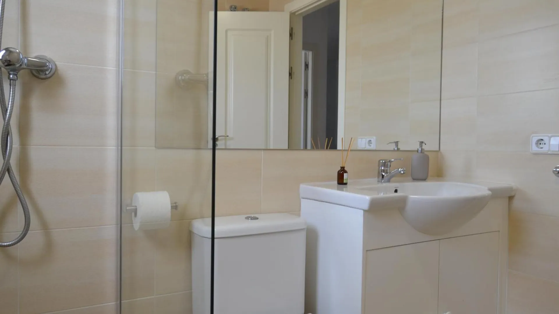 Penthouse City Center - Jerez Jerez de la Frontera 0*,  Espanha